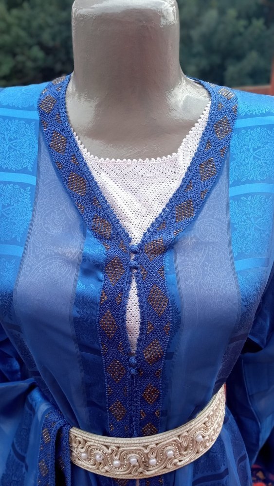 Vintage Glamour: Gorgeous 70s Hand - Embroidered Moroccan Blue Caftan - Heritage Handmade