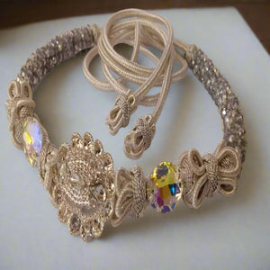 Descriptive image text